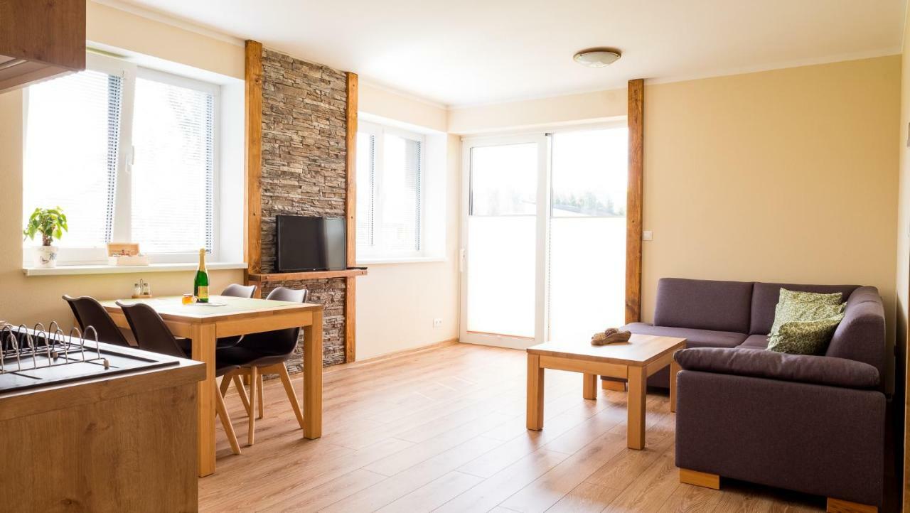 Elejan Apartman Bešeňová Kültér fotó